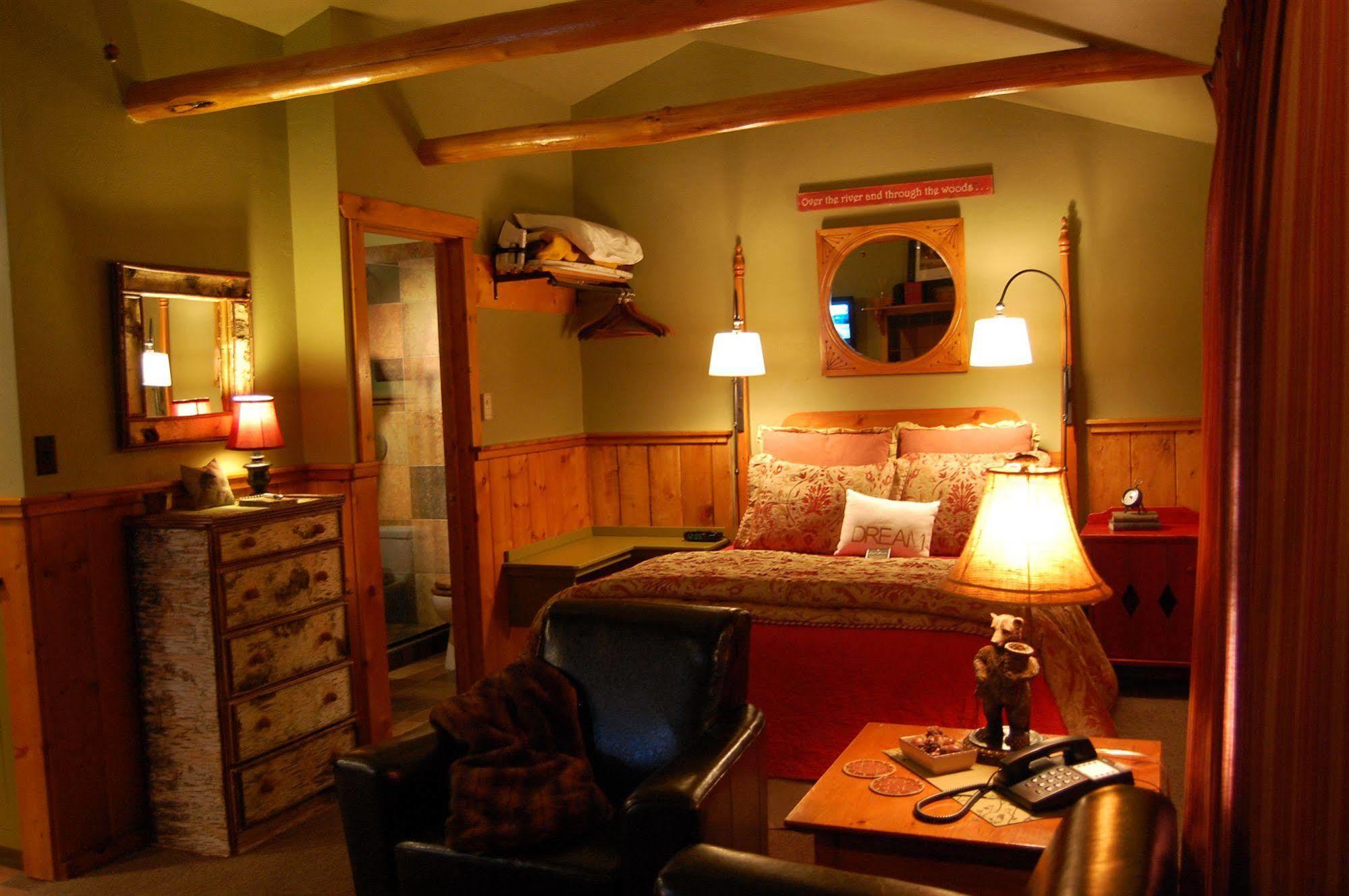 Highland Haven Creekside Inn 常青城 外观 照片