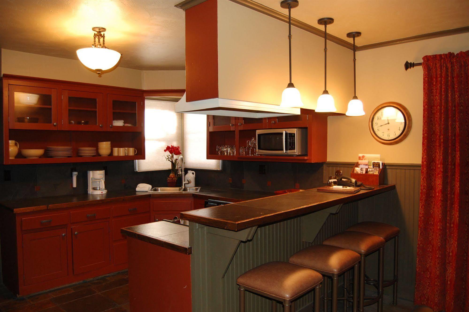 Highland Haven Creekside Inn 常青城 外观 照片