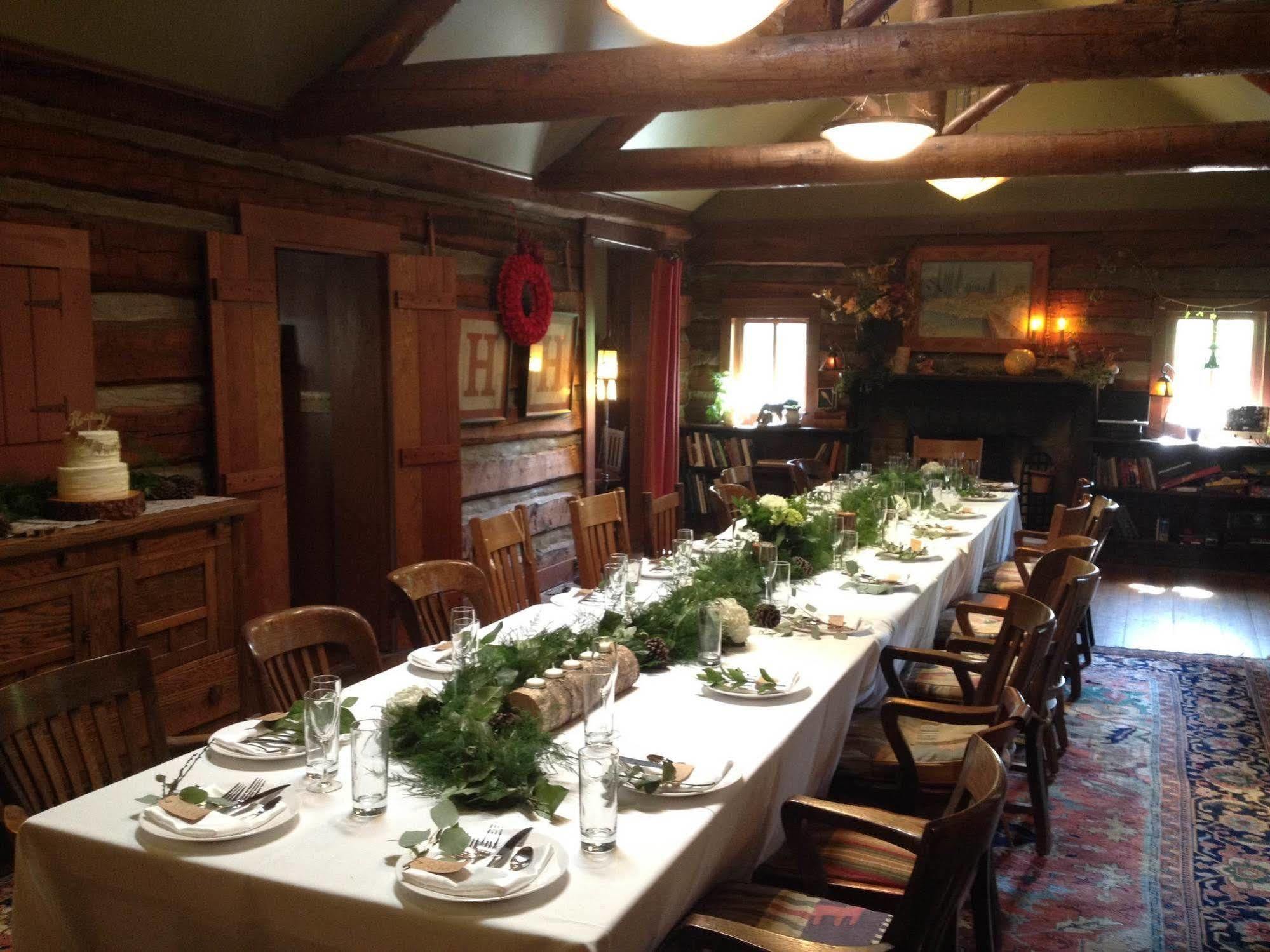 Highland Haven Creekside Inn 常青城 外观 照片